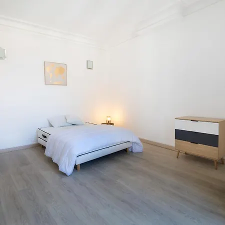Grand Climatisé 3 6-8 Pers Appartement