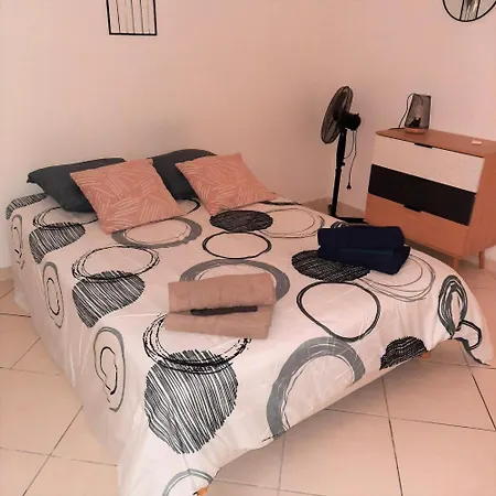 아파트 Equipe 4 A 6 Couchages Au Coeur De