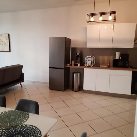 équipé 6 à 8 Couchages Au Cœur De *