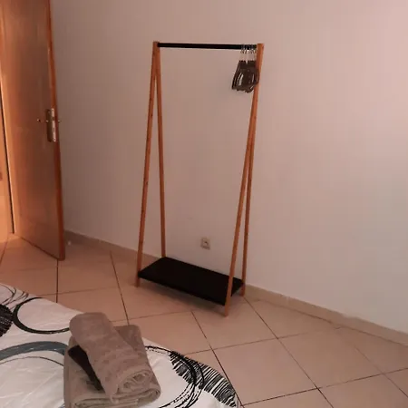 équipé 6 à 8 Couchages Au Cœur De Apartamento Béziers