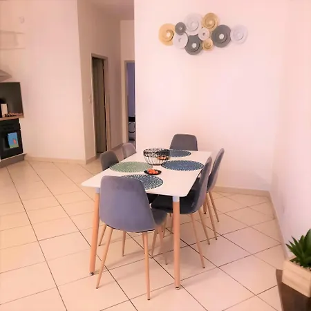 Apartamento équipé 6 à 8 Couchages Au Cœur De