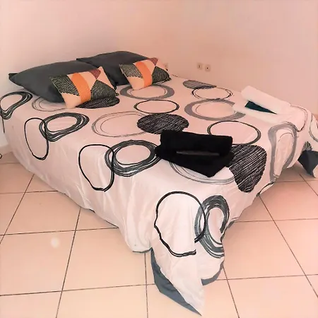 équipé 6 à 8 Couchages Au Cœur De Béziers