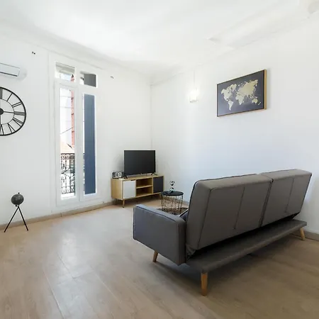équipé 6 à 8 Couchages Au Cœur De Béziers