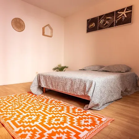 Apartamento équipé 6 à 8 Couchages Au Cœur De Béziers