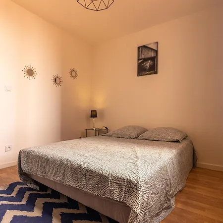 Equipe 4 A 6 Couchages Au Coeur De Daire Béziers