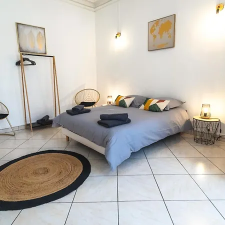 Apartment Equipe Au Coeur De Béziers