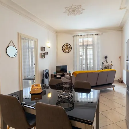 équipé 6 à 8 Couchages Au Cœur De Apartamento *