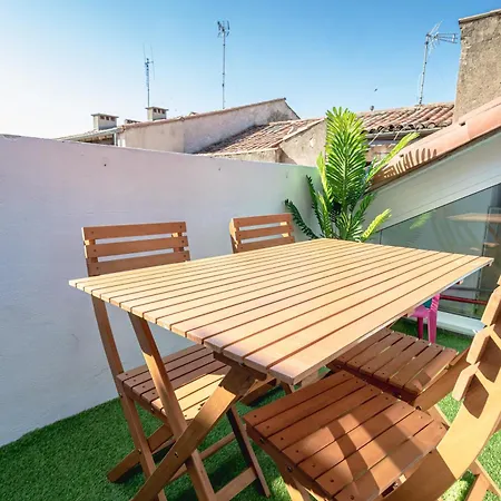 équipé 6 à 8 Couchages Au Cœur De Béziers