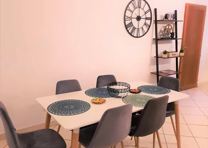 équipé 4 à 6 Couchages Au Cœur De *